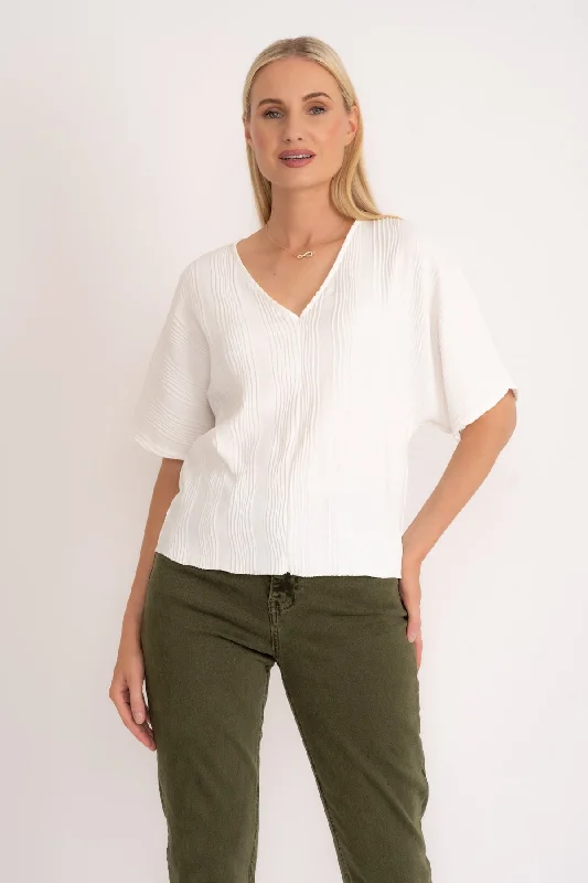 Ecru Wavy Crinkle Top Scandinavian