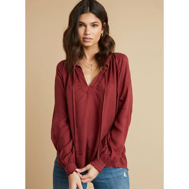 Ruffle Raglan Pullover Business